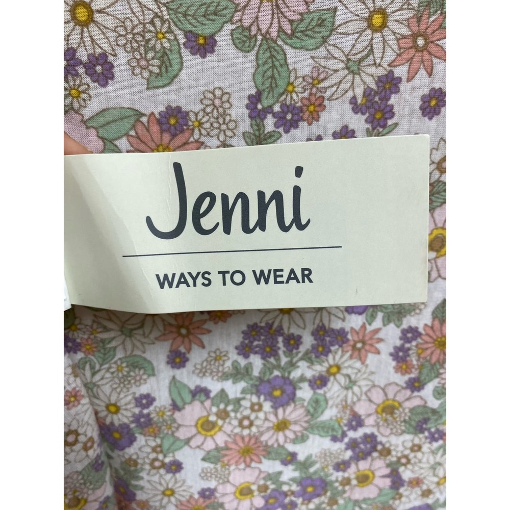 Jennie - Picture 3 of 7